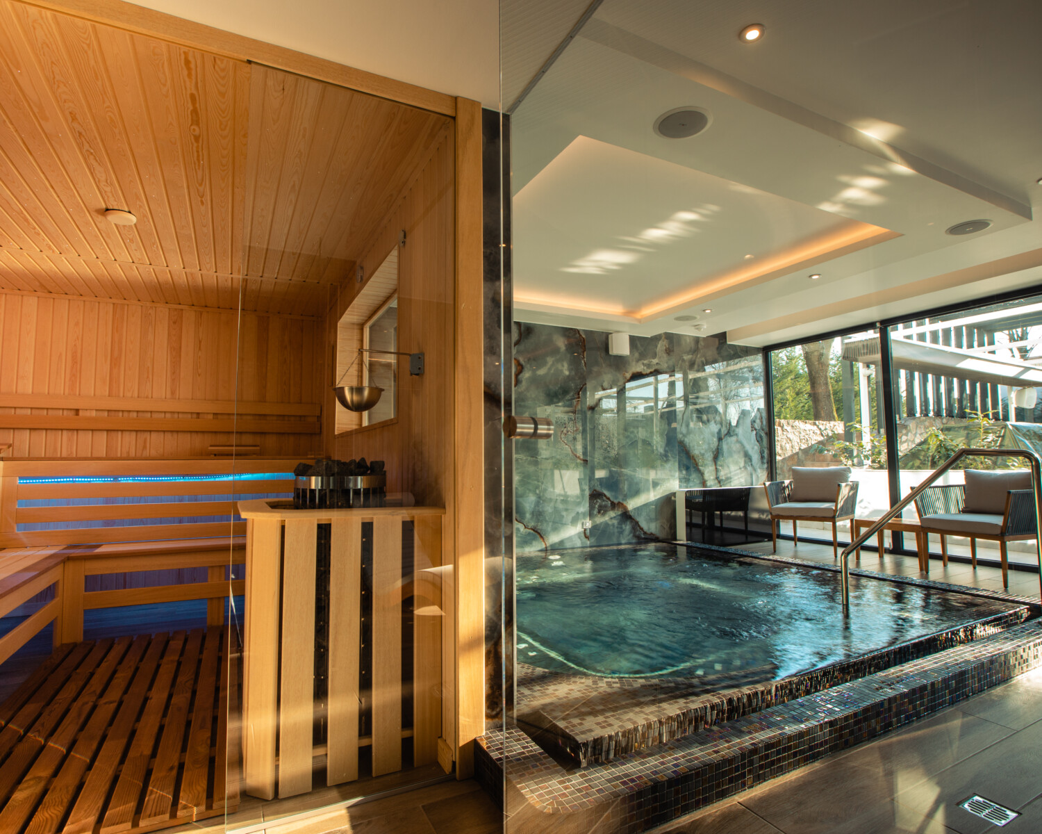 Prime Restaurant & Bar