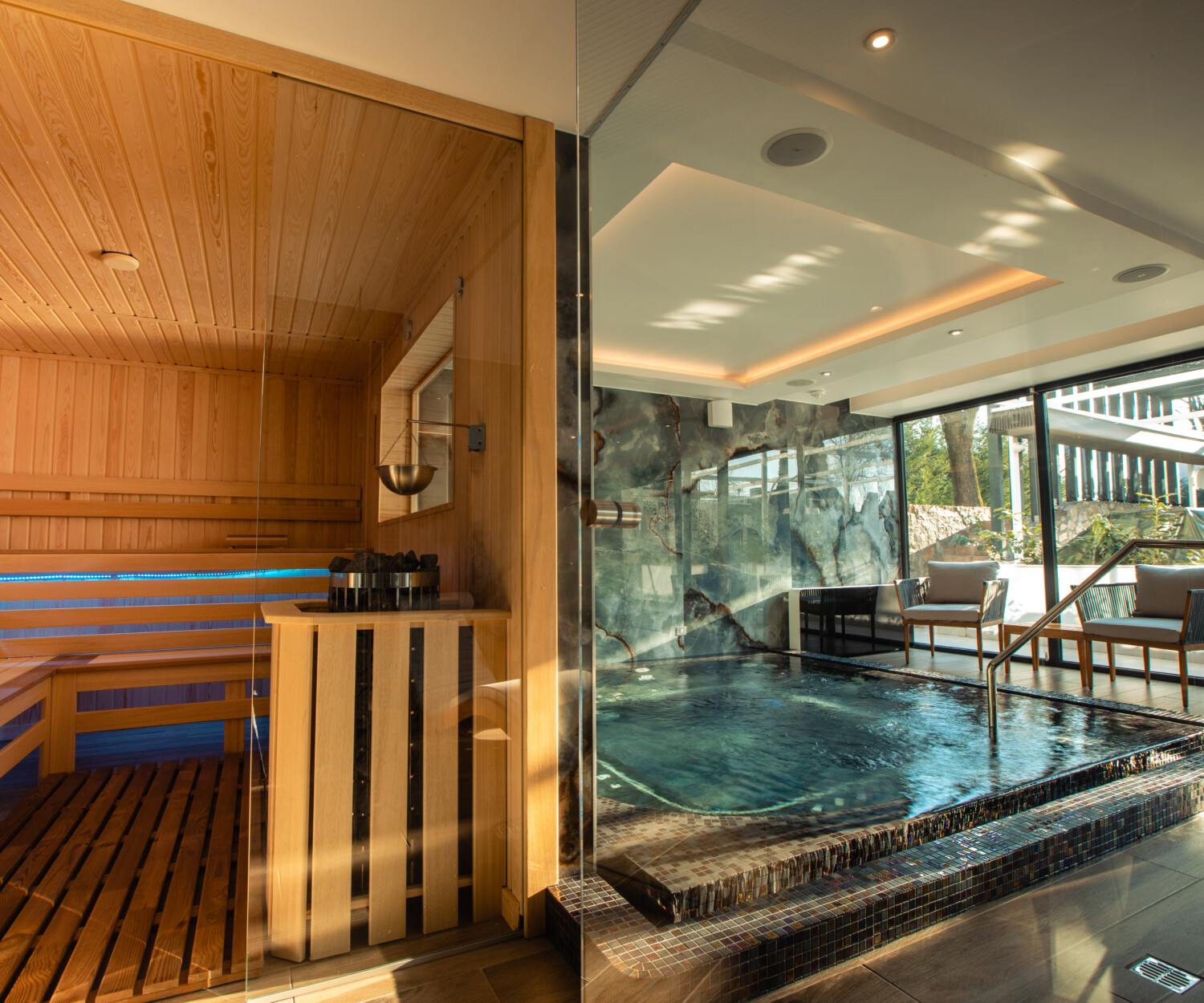 Prime Restaurant & Bar